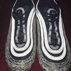 Nike Black and White Sneakers with Wave Design